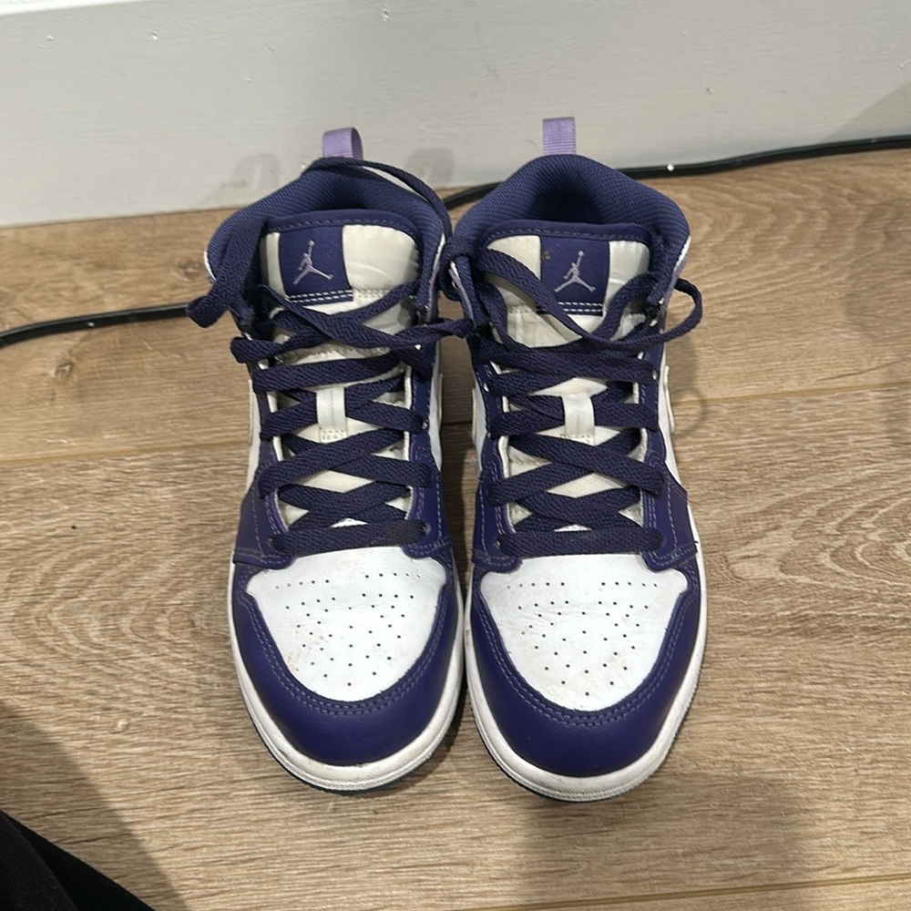 High top Jordan’s